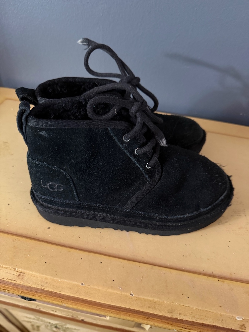 Ugg Neumel Chukka Kid Size 13 Boots